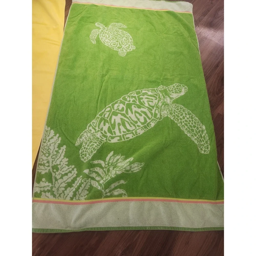Lot Of 2 X-Large 100% Cotton Beach Towels‎ Green Sea Turtle & Yellow Aztec Print